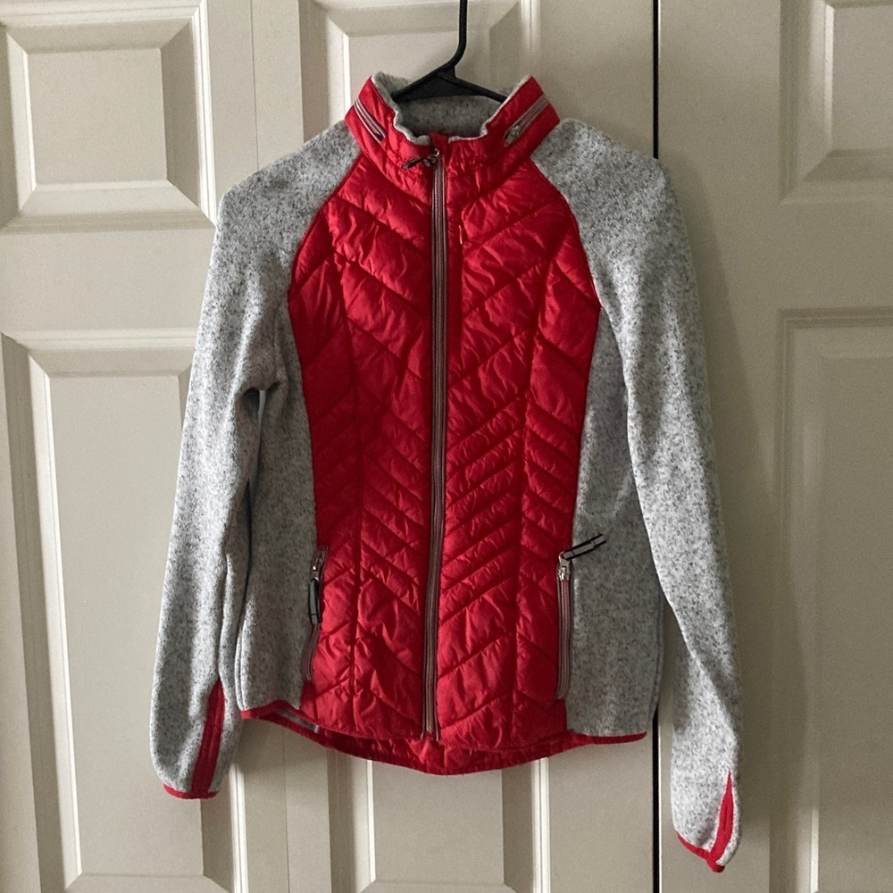 Xersion women’s M full zip quilted jacket raglan sleeve red grey hide away hood